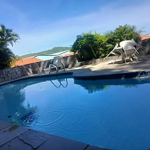 Casa de Férias Casa Mobiliada Com Piscina E Salão De Jogos De 300mt Da, Arraial do Cabo